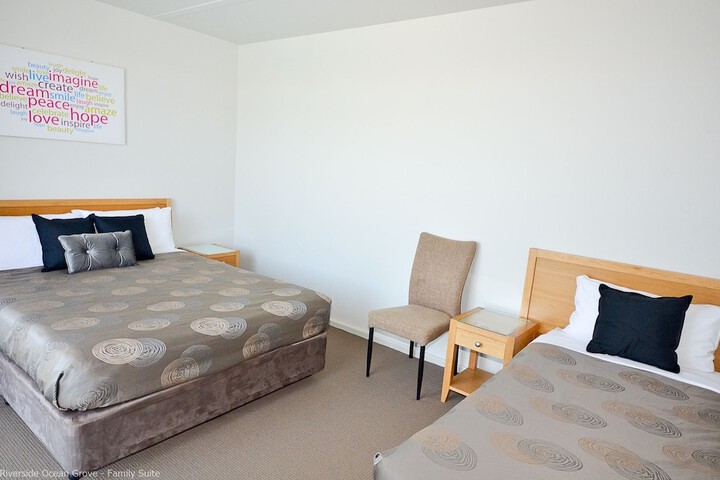 Room 8 of 48