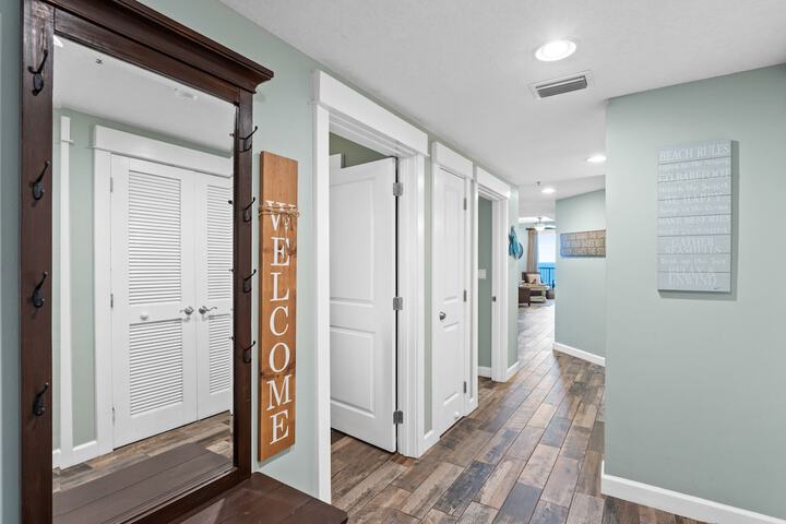 Room 54 of 308