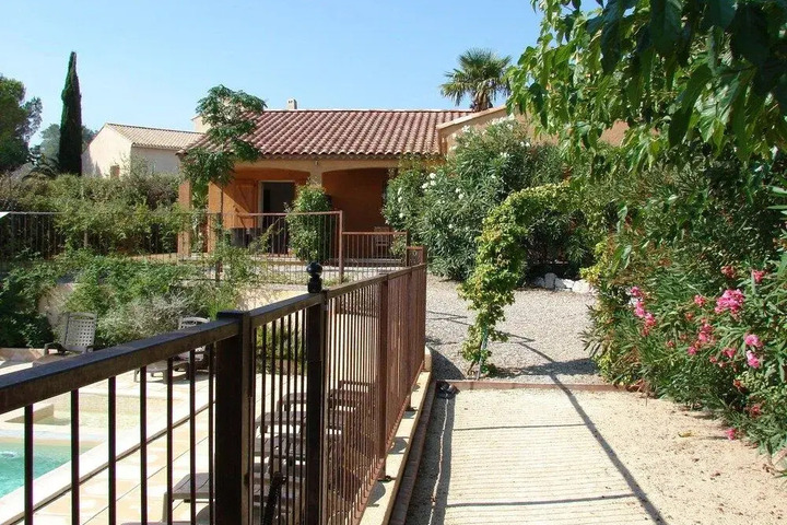 Photo 23