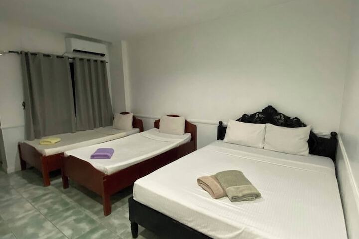 Room 15 of 22