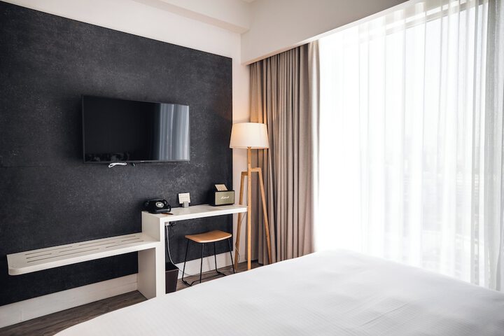 Room 19 of 78