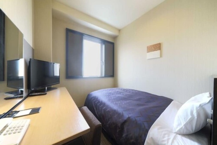 Room 28 of 55