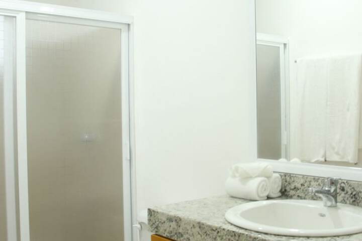 Room 17 of 32