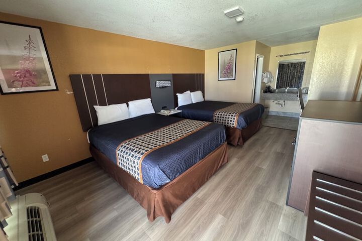 Room 35 of 58