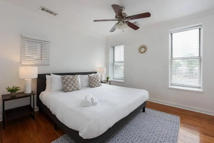 Image of Trendy 3BR Tiffany Retreat