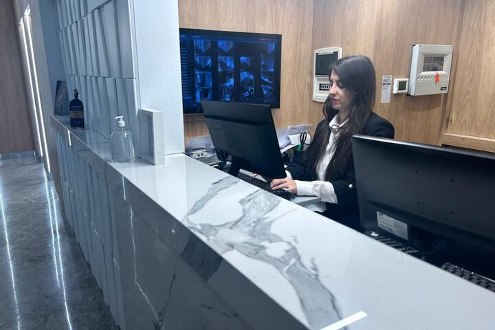 Concierge desk