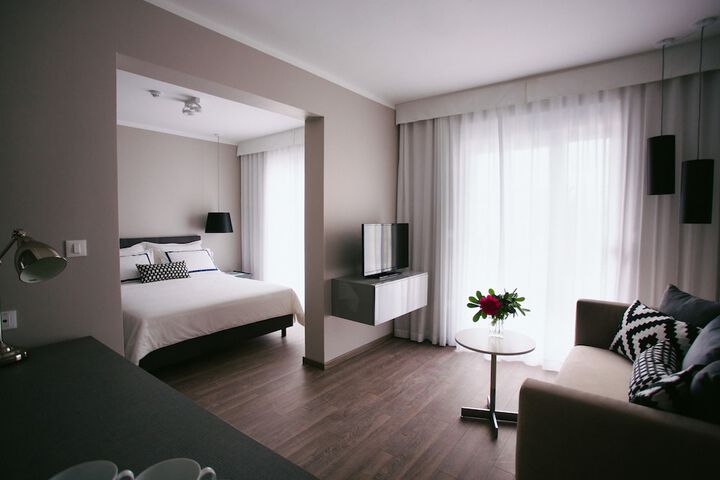 Room 4 of 58