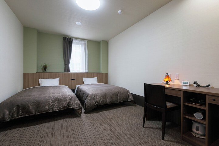 Room 19 of 31
