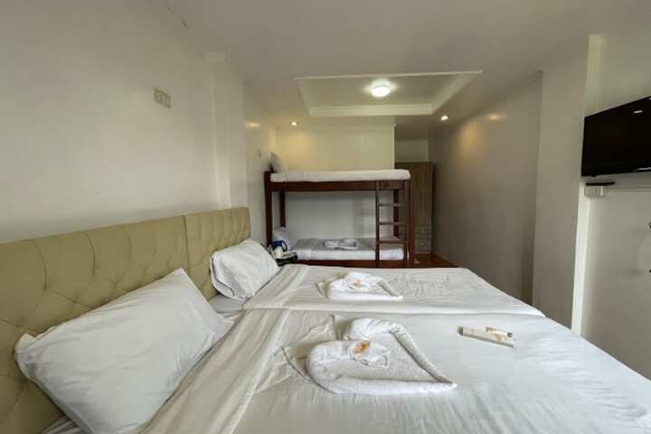 Room 15 of 63