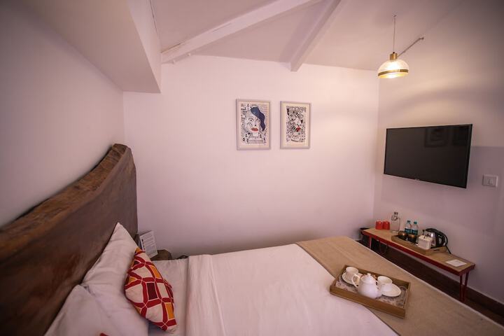 Room 8 of 70