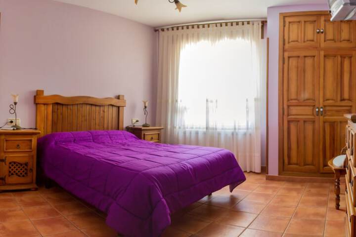 Room 5 of 34