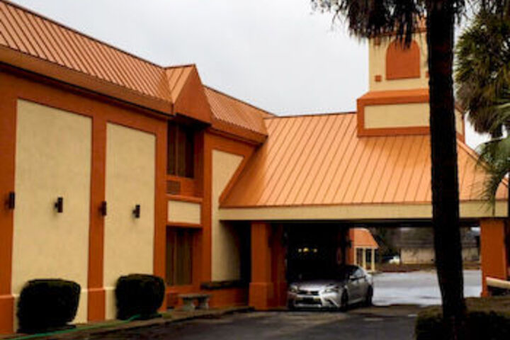 Motel 6 Florence Historic Downtown