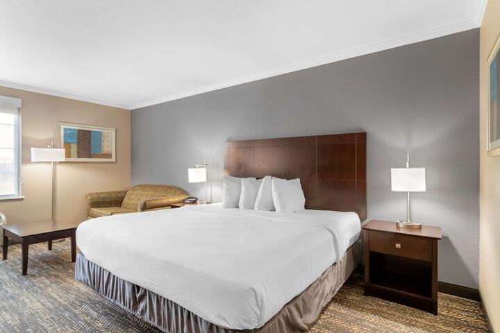 Room 3 of 22