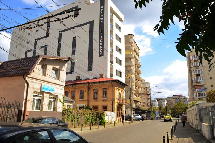 Uptown Residence Apartments