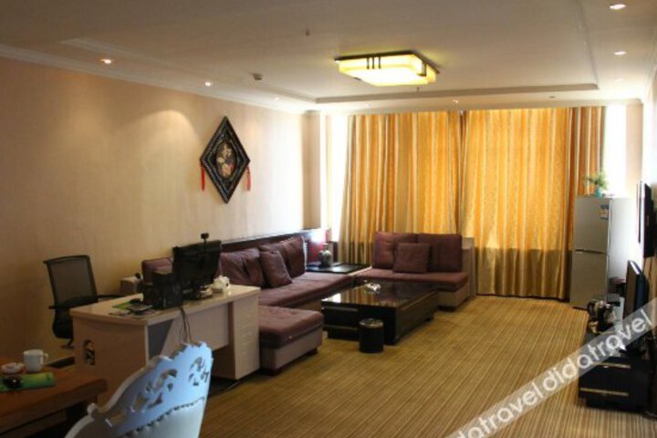 Dynasty Hotel
