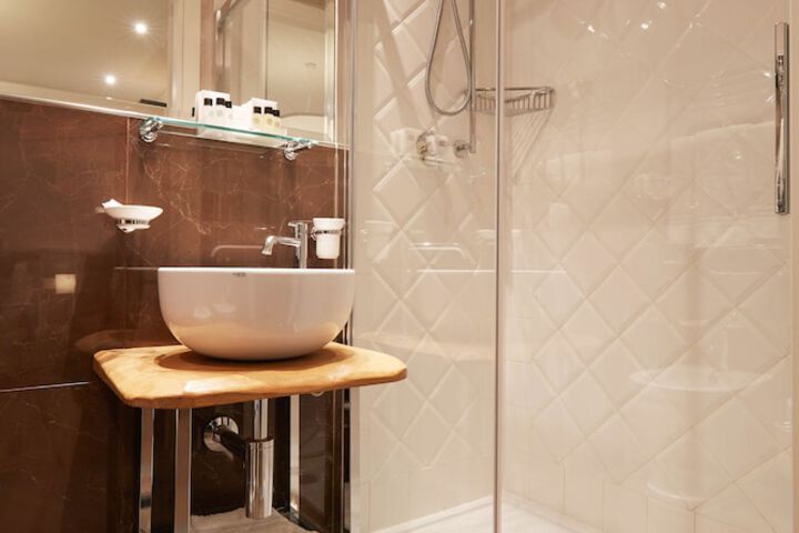 Bath Photo