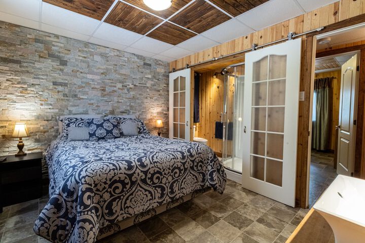 Les Chalets Tourisma - Le Chasse-Galerie in Saint-Raymond, QC