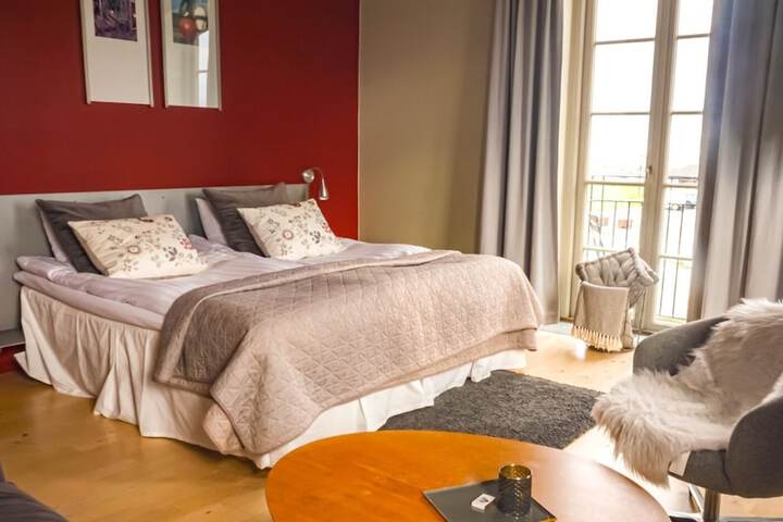 Room 16 of 50