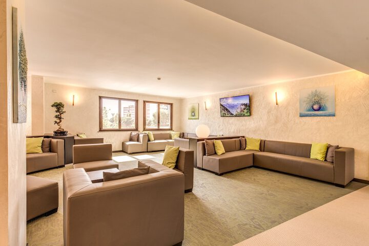 Lobby Photos