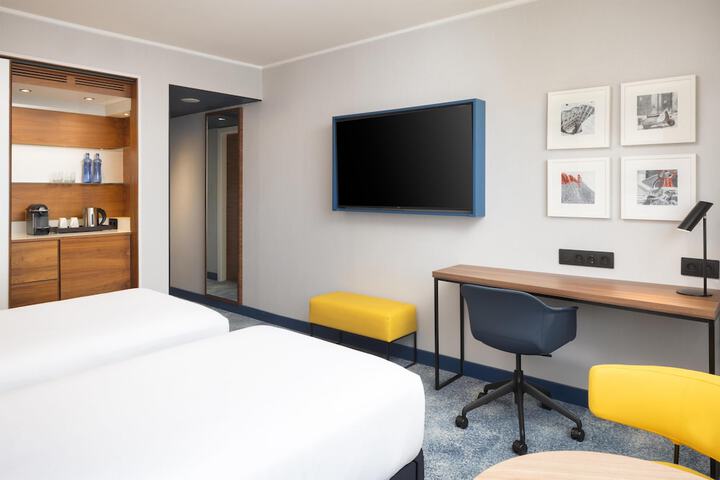 Room 30 of 119