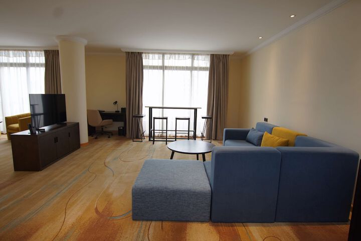 Room 10 of 54