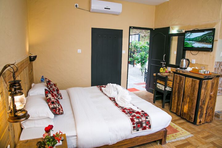 Room 16 of 47
