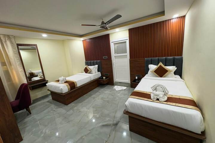 Room 17 of 53