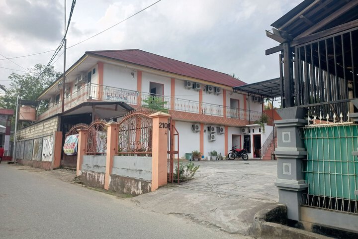 Exterior of OYO 93332 Kharis Home Stay