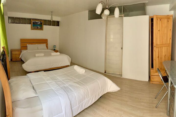 Room 16 of 50
