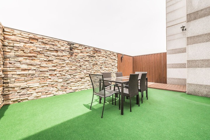Terrace/Patio 27 of 49