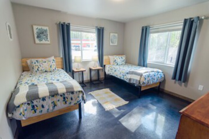 Room 82 of 106