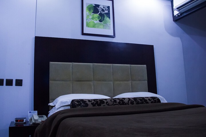Room 31 of 155