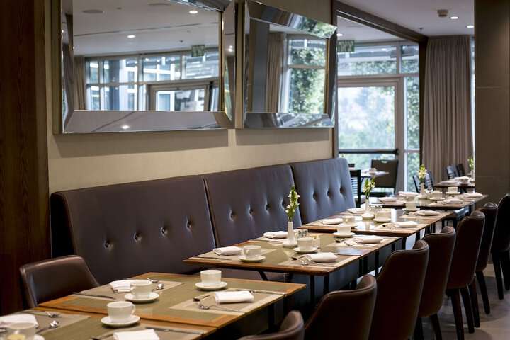 Dining 67 of 106