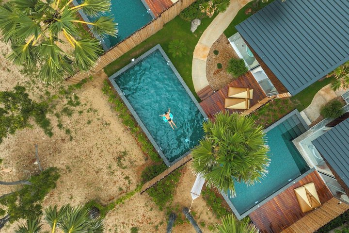 Hotel 202 of 221