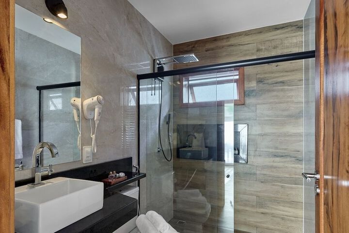 Room 2 of 14