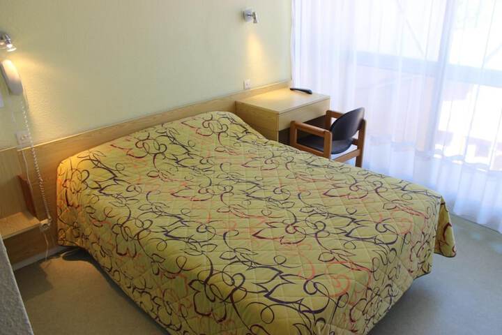 Room 25 of 51