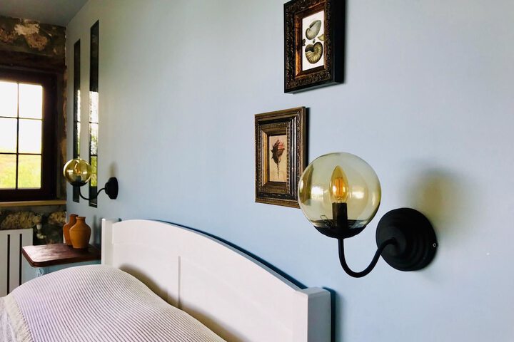 Room 4 of 62