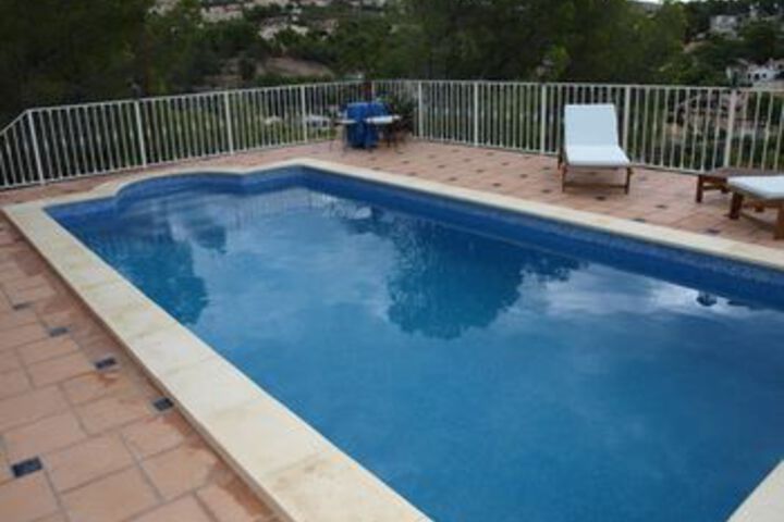 Pool 26 of 44