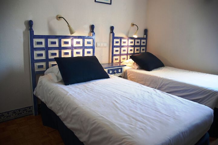 Room 16 of 72
