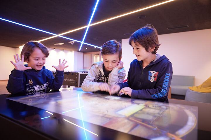 Childrens Activities 84 of 115