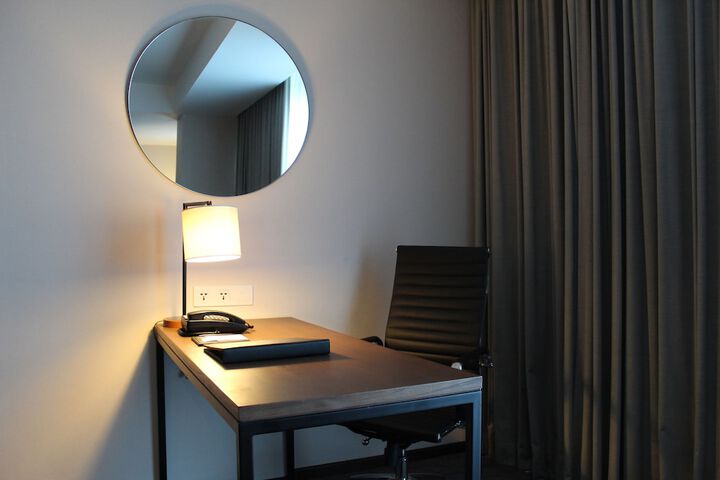Room 3 of 181