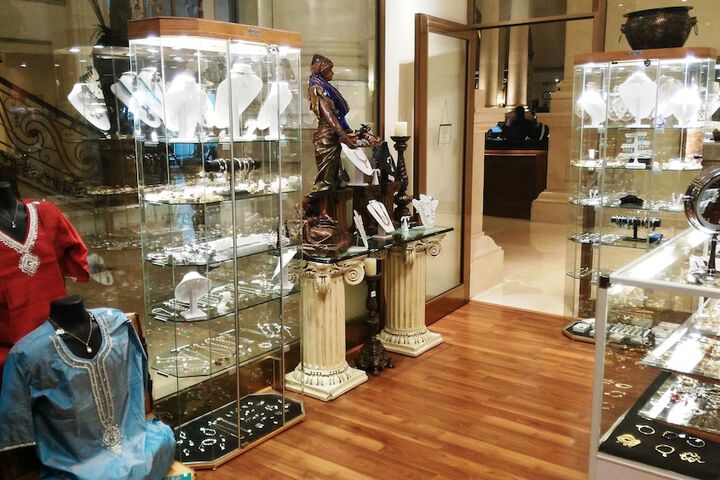 Gift shop