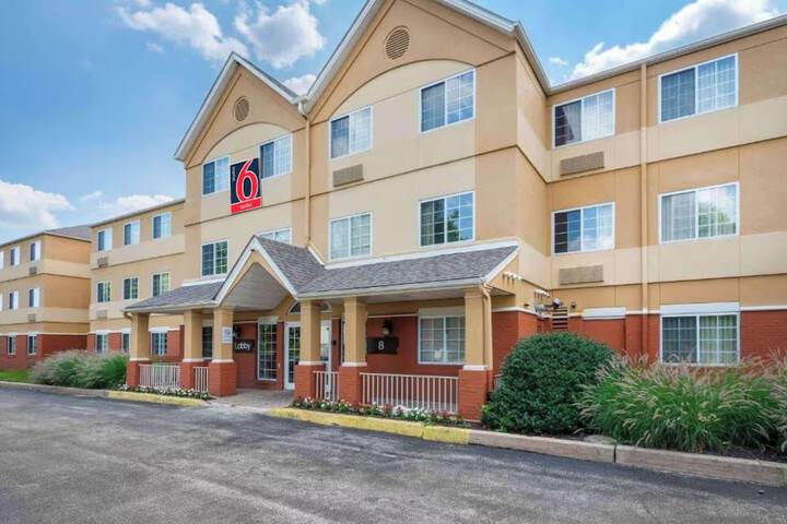 Hotel 42 of 44