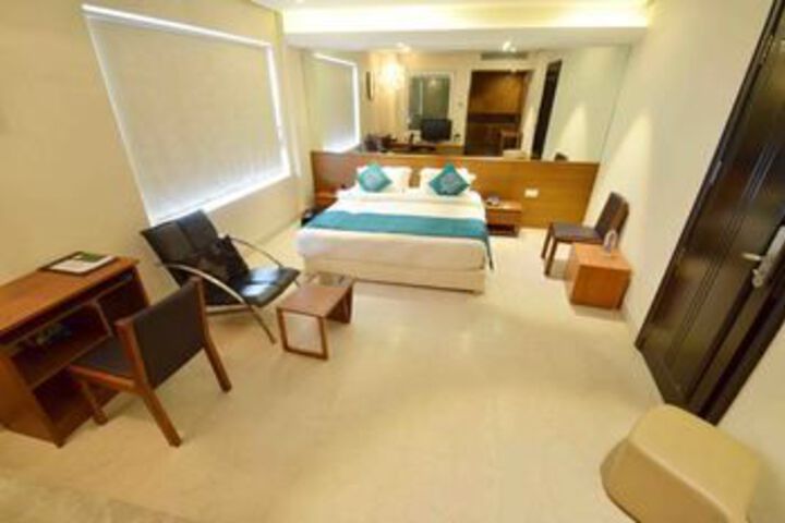 Room 5 of 21