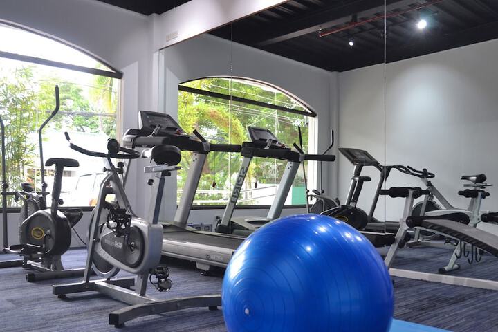Health and Fitness 38 of 48