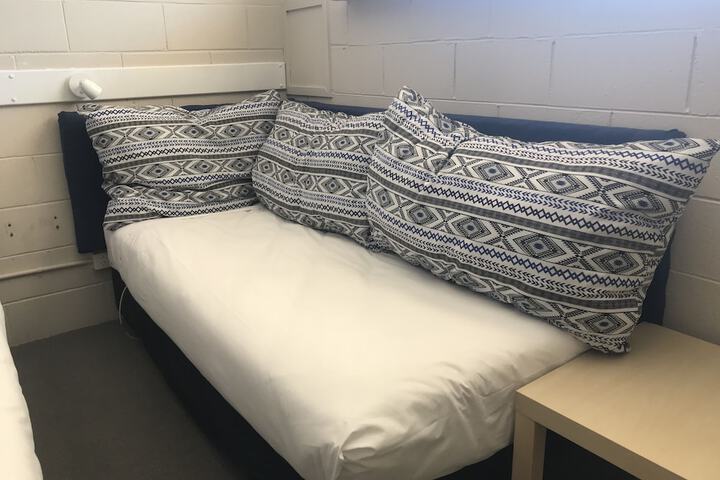 Room 7 of 68
