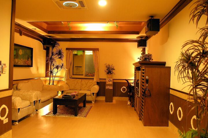 Room 15 of 51