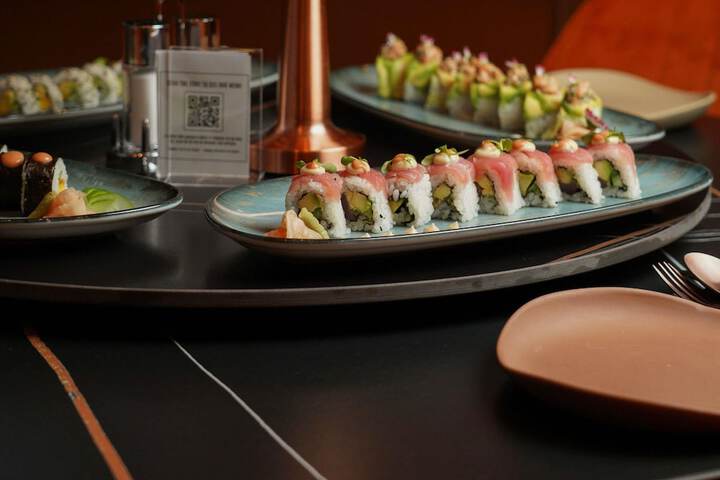 Dining 225 of 315