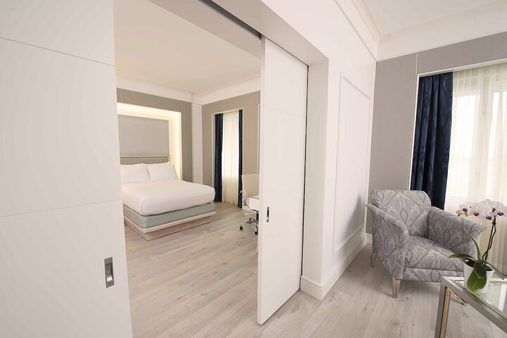 Room 21 of 117