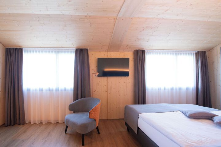 Room 17 of 65